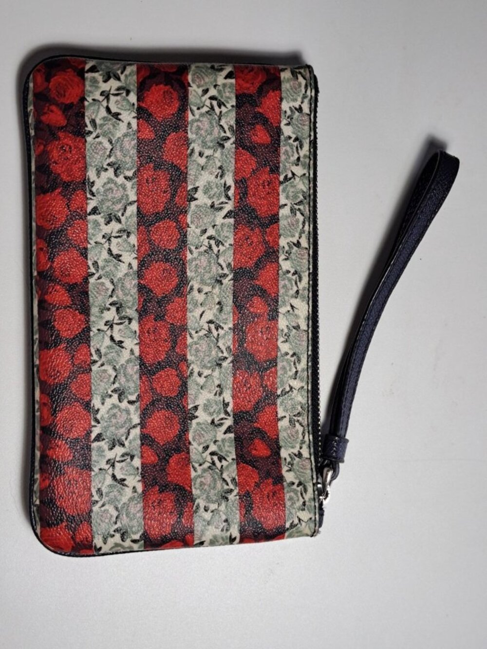 Coach New York Wristlet Wallet With Floral Stripes & Zip Closure - Picture 3 of 11